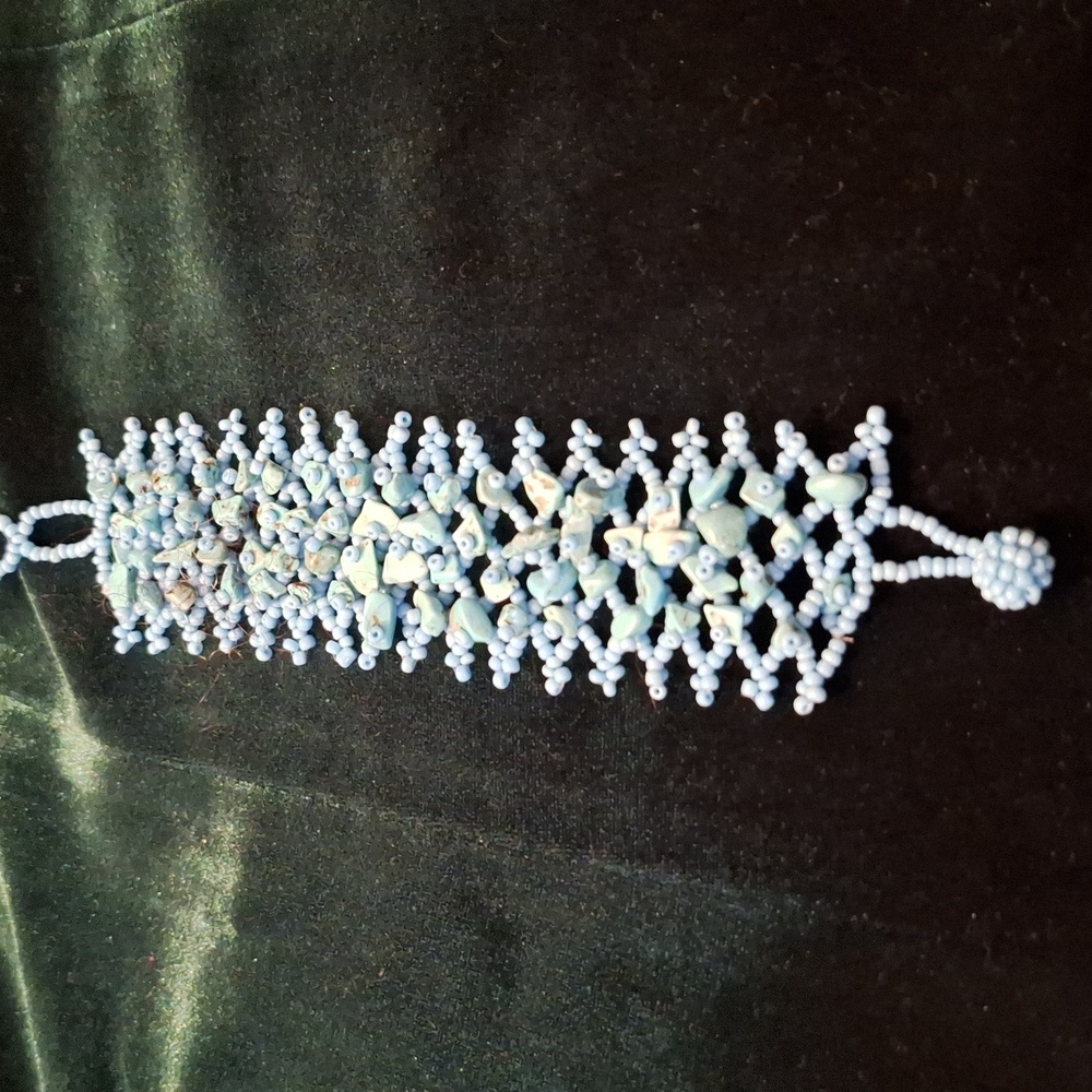 Seeded Shell Bracelet